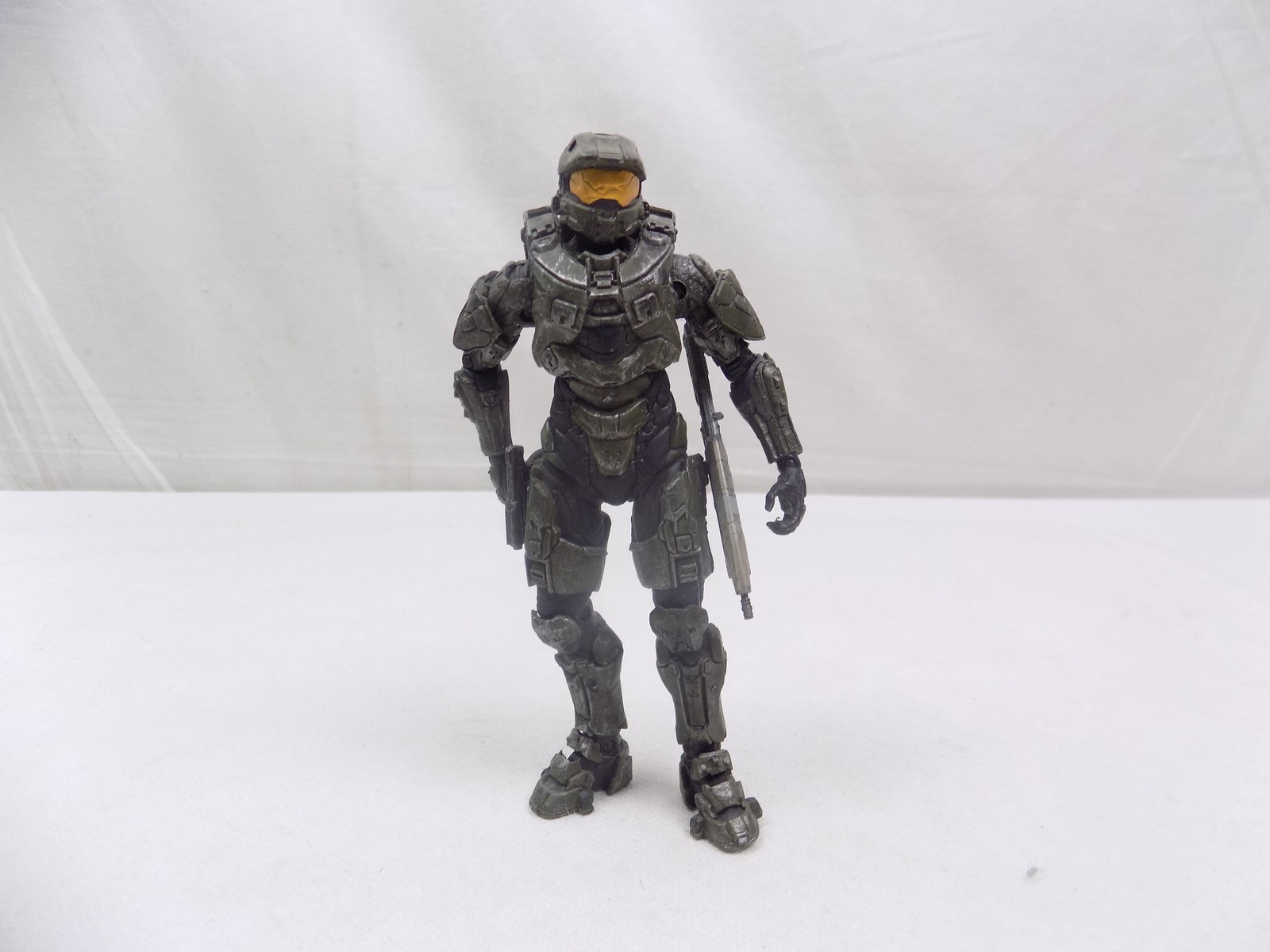 Halo 5 Master Chief McFarlane Action Figure Starboard Games