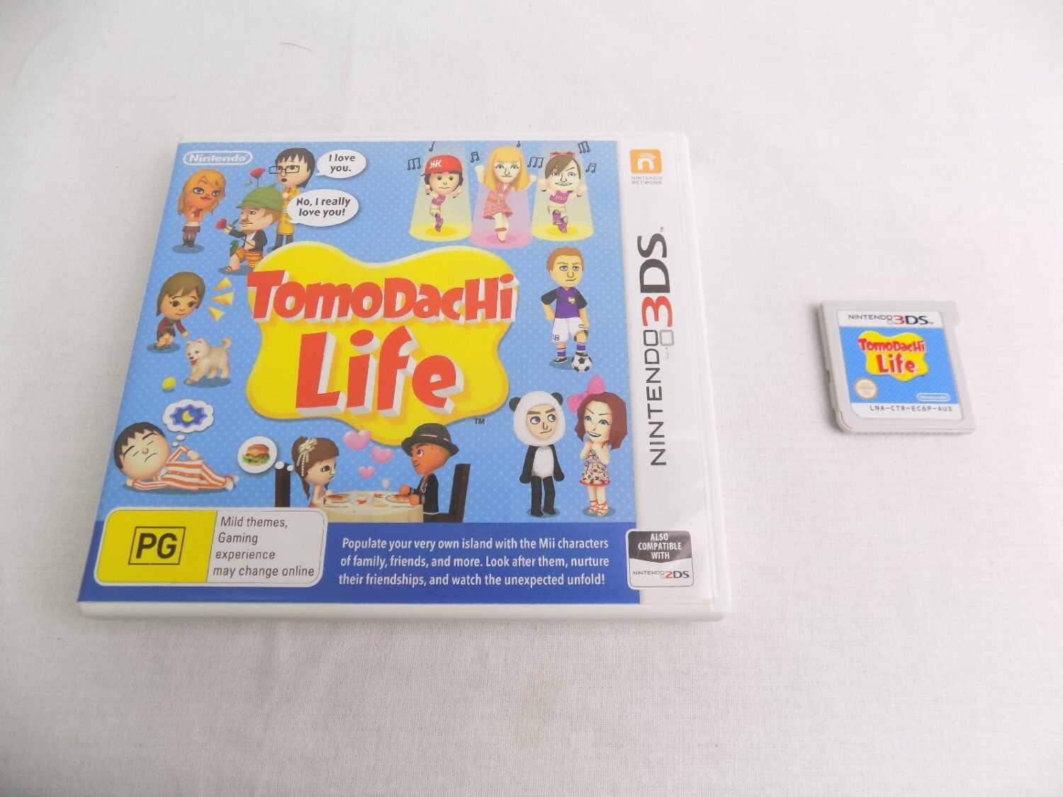 Like New Nintendo 3DS Tomodachi Life