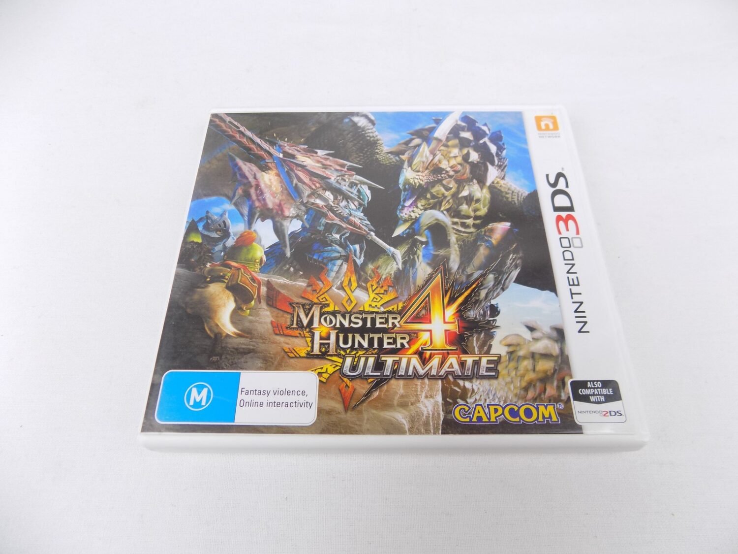 Like New Nintendo 3DS Monster Hunter 4 Ultimate