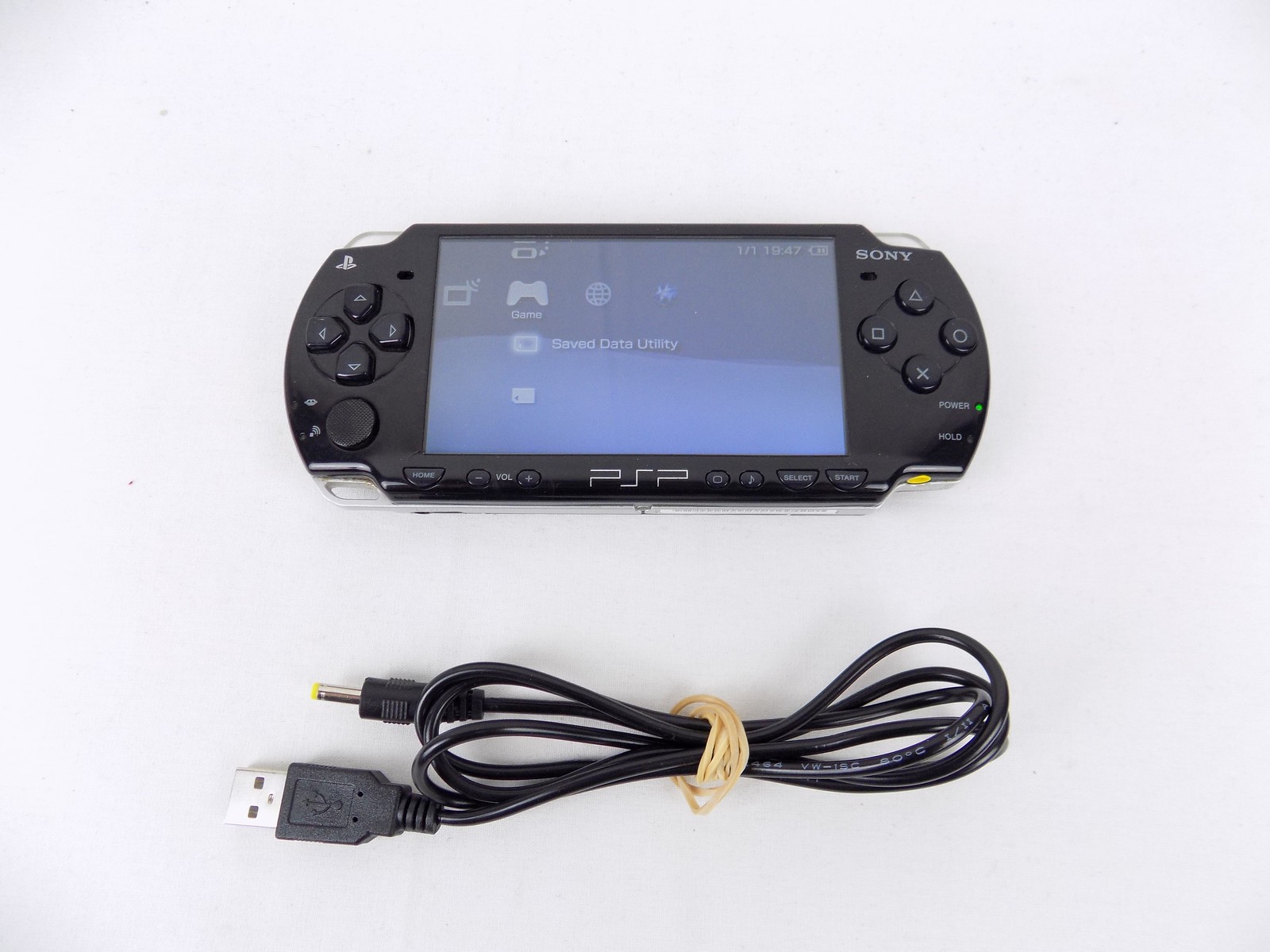 PSP 2000 Playstation Portable Black Console + Charging Cable + 2Gb
