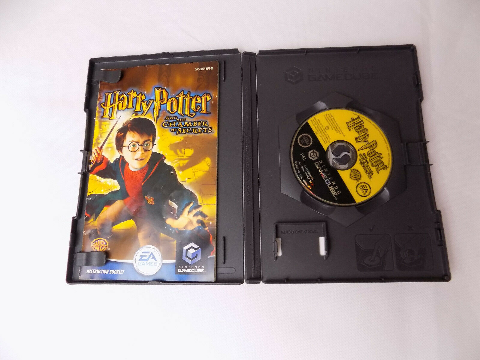 mint-disc-nintendo-gamecube-harry-potter-and-the-chamber-of-secrets-inc-manual-starboard-games