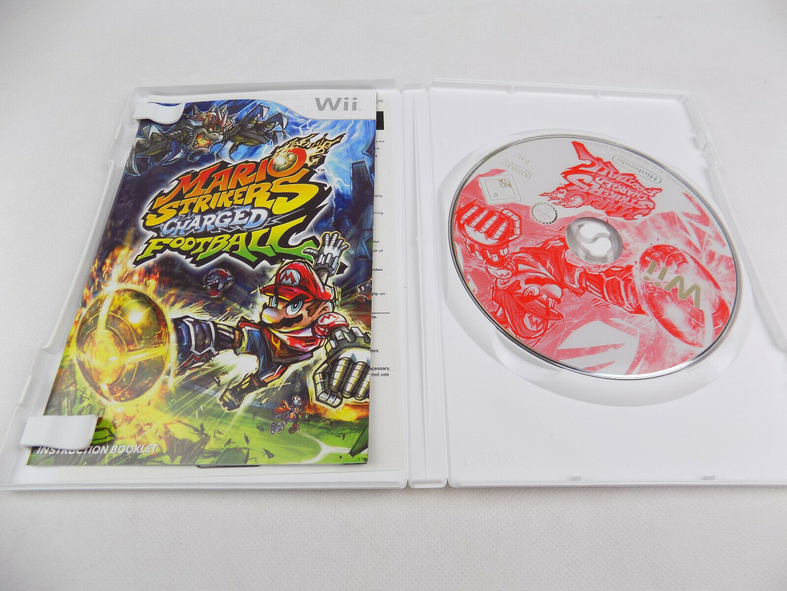 Mint Disc Nintendo Wii Mario Strikers Charged Football Wii U Comp ...