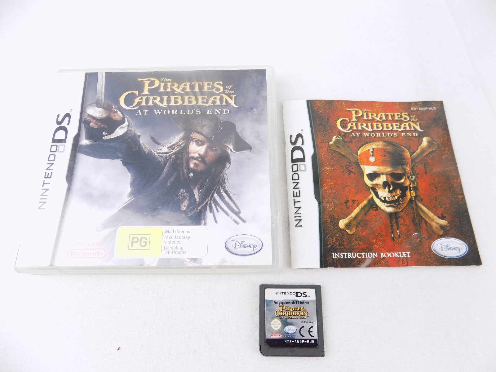 Like New Nintendo DS Pirates of the Caribbean - At World's End