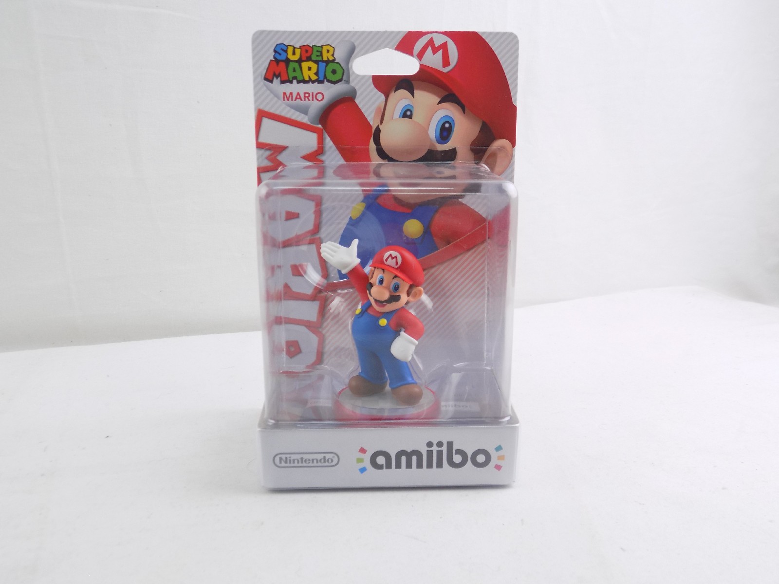 Boxed Nintendo Amiibo Mario Super Mario - Chit Club