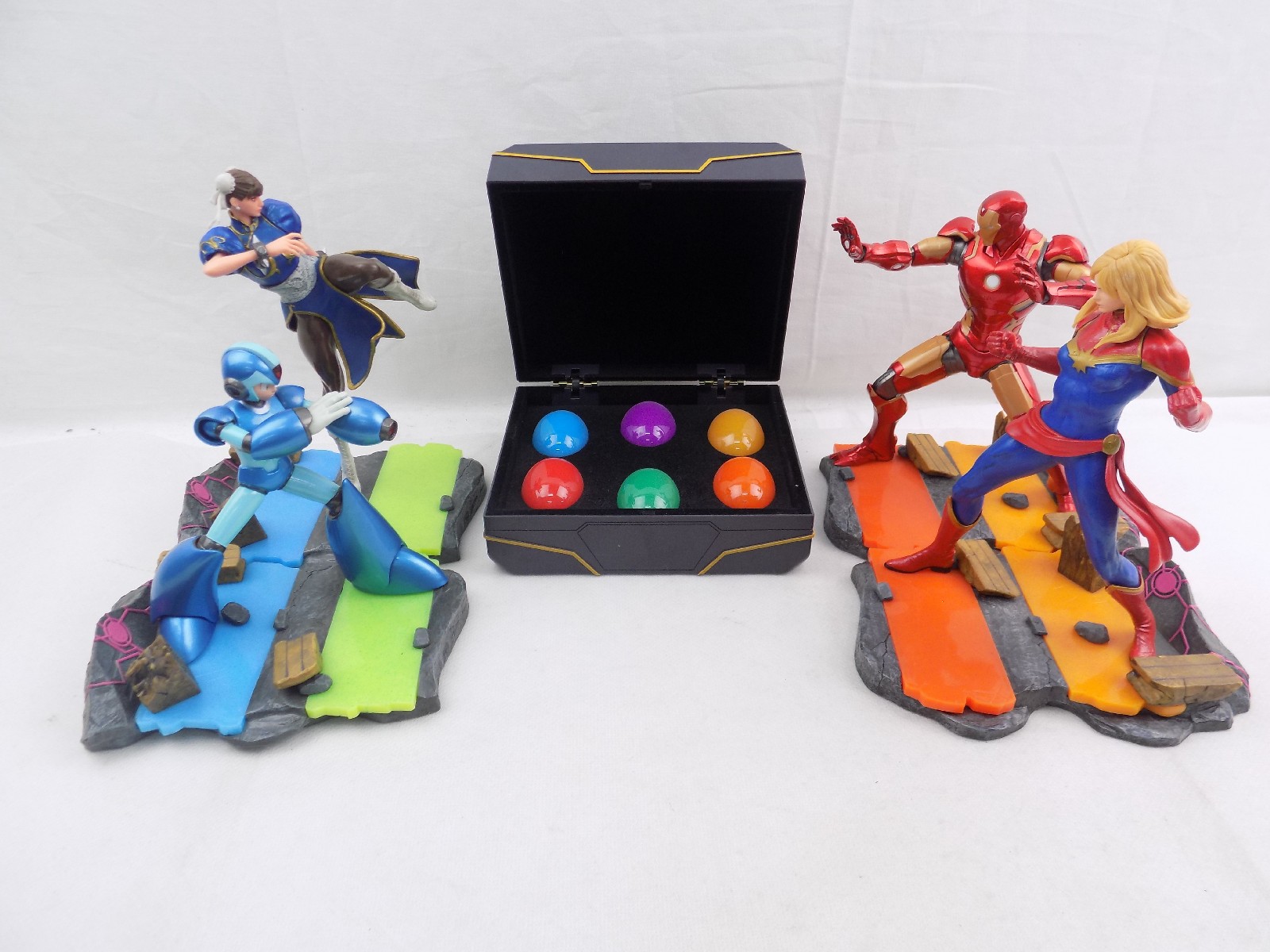 Like New Marvel Vs. Capcom Infinite Collector’s Edition Statues And ...