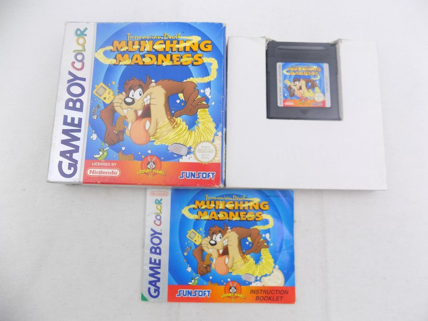Boxed Gameboy Tasmanian Devil Munching Madness Complete w/Manual Game Boy