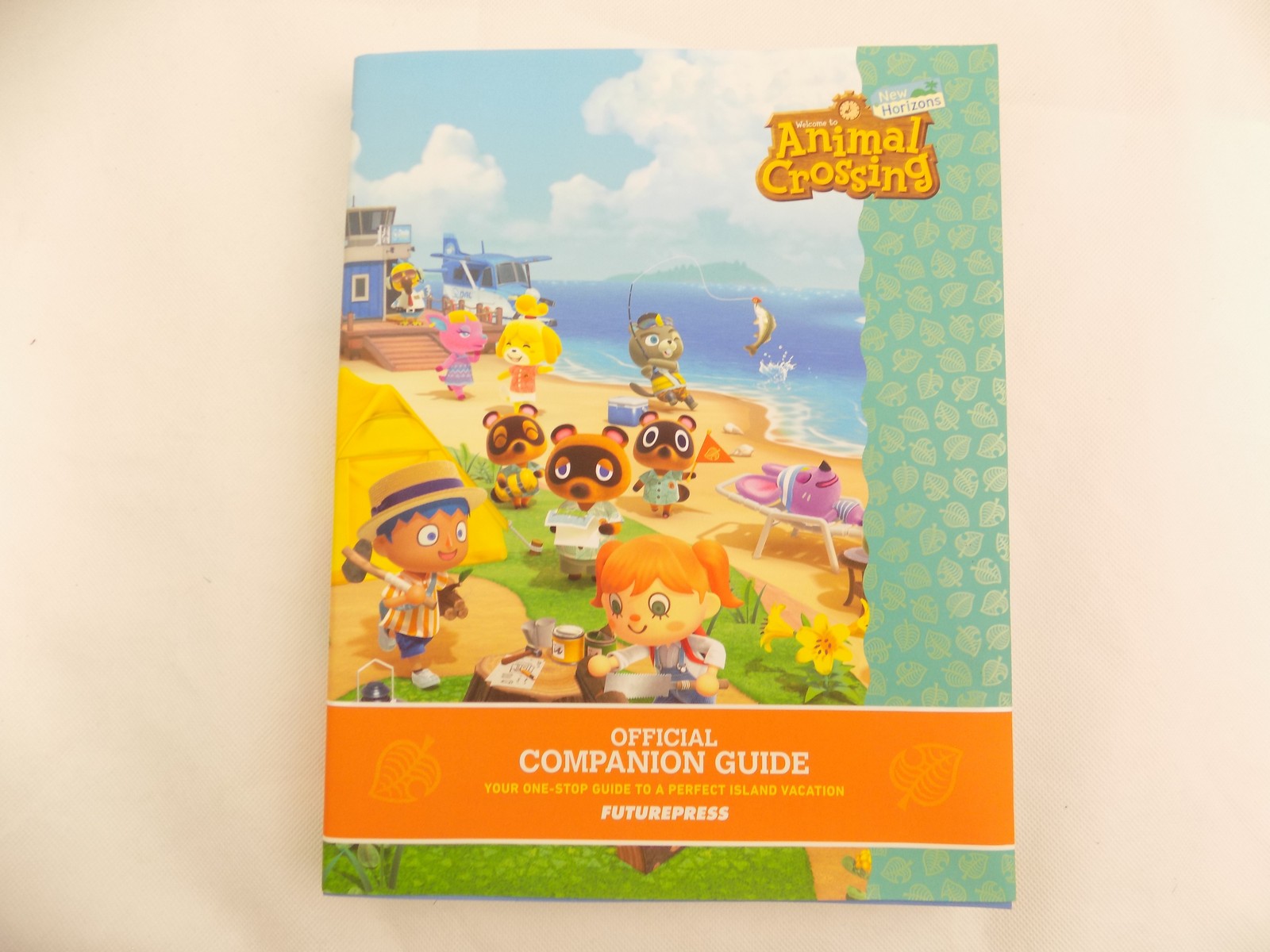 Animal Crossing: New Horizons Official Companion Guide