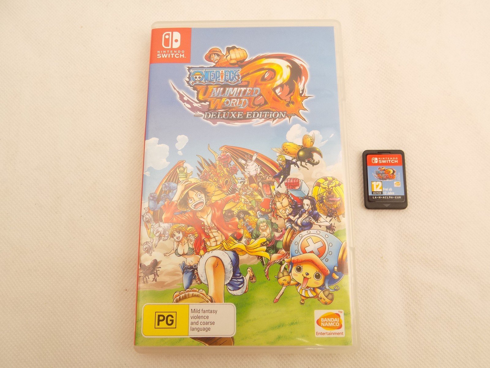 Like New Nintendo Switch One Piece Unlimited World Red Deluxe Edition