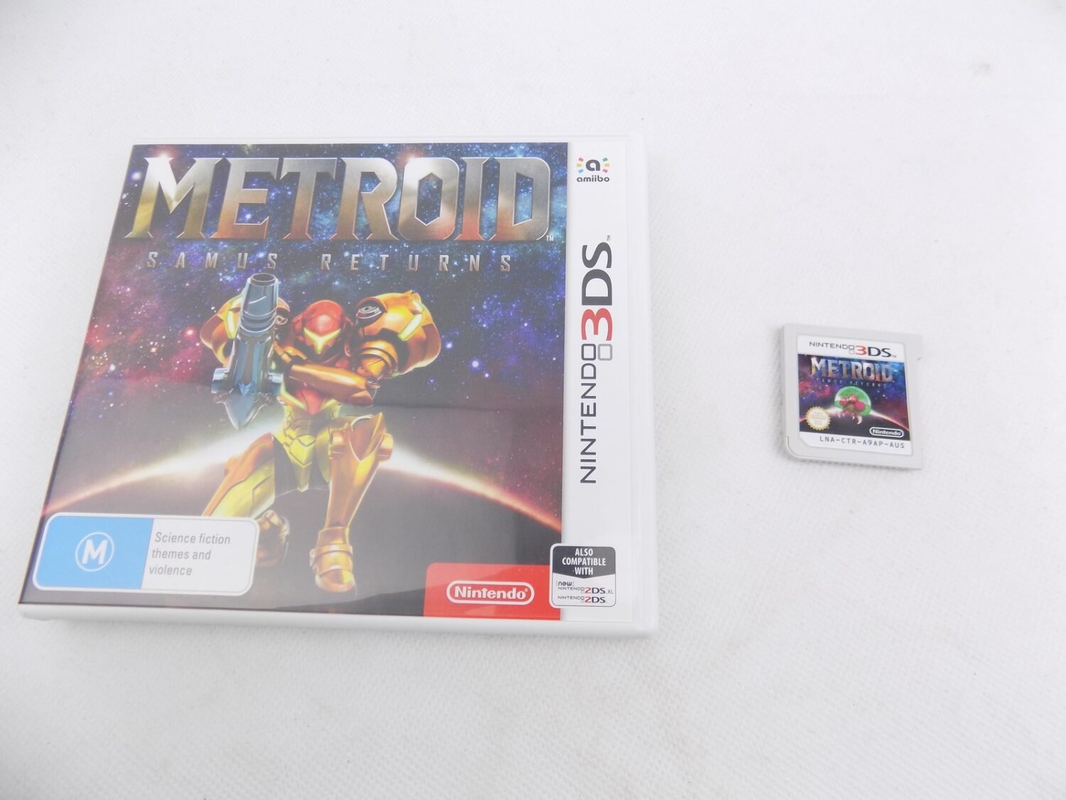 Like New Nintendo 2DS / 3DS Metroid Samus Returns