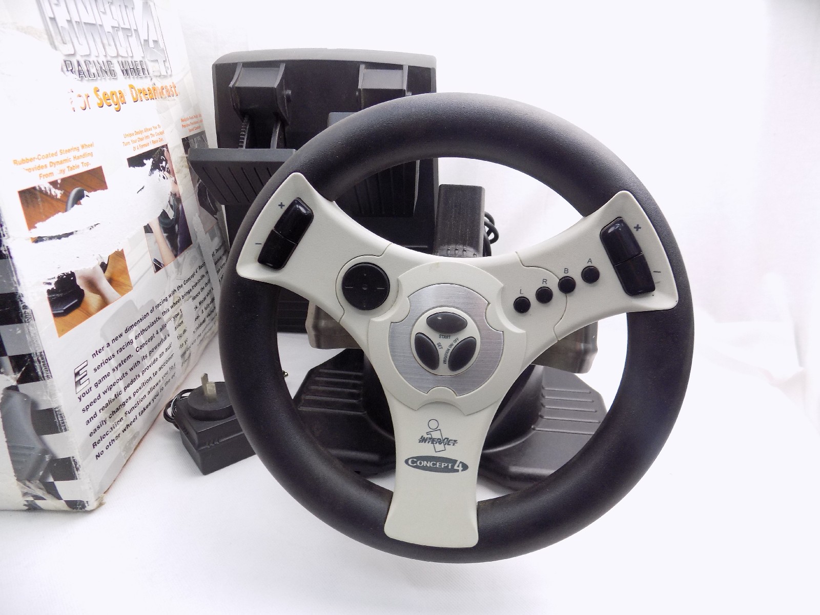 Interact Concept 4 Driving and Racing on sale Wheel for Sega Dreamcast