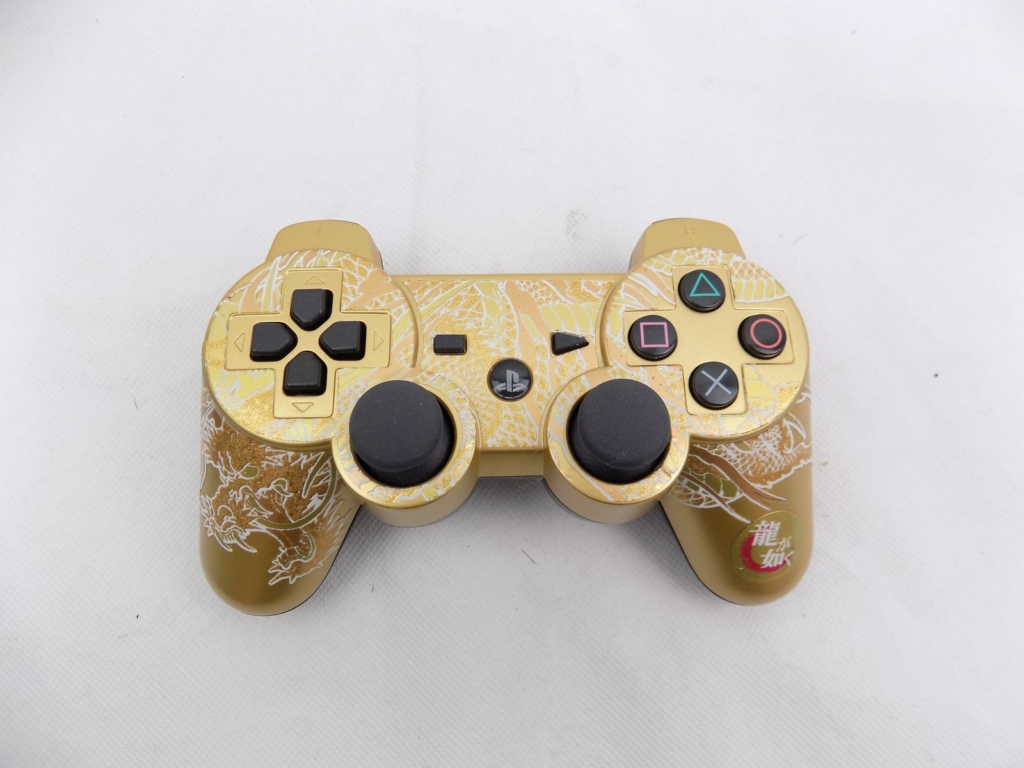 Gold playstation 2025 3 controller