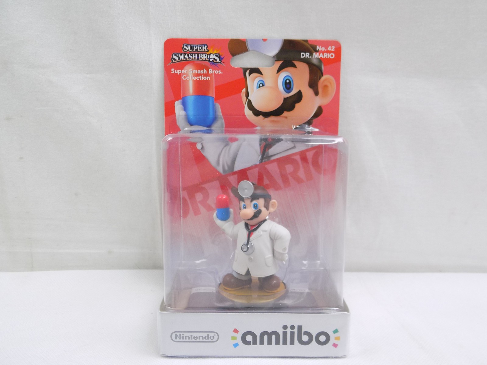 Boxed Brand New Nintendo Amiibo Super Smash Bros Dr Mario 42 Figure Starboard Games