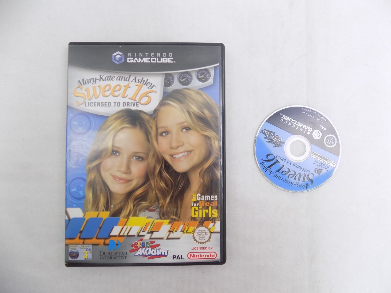 Mint Disc Nintendo Gamecube Mary-Kate and Ashley Sweet 16 Licensed to Drive - No Manual