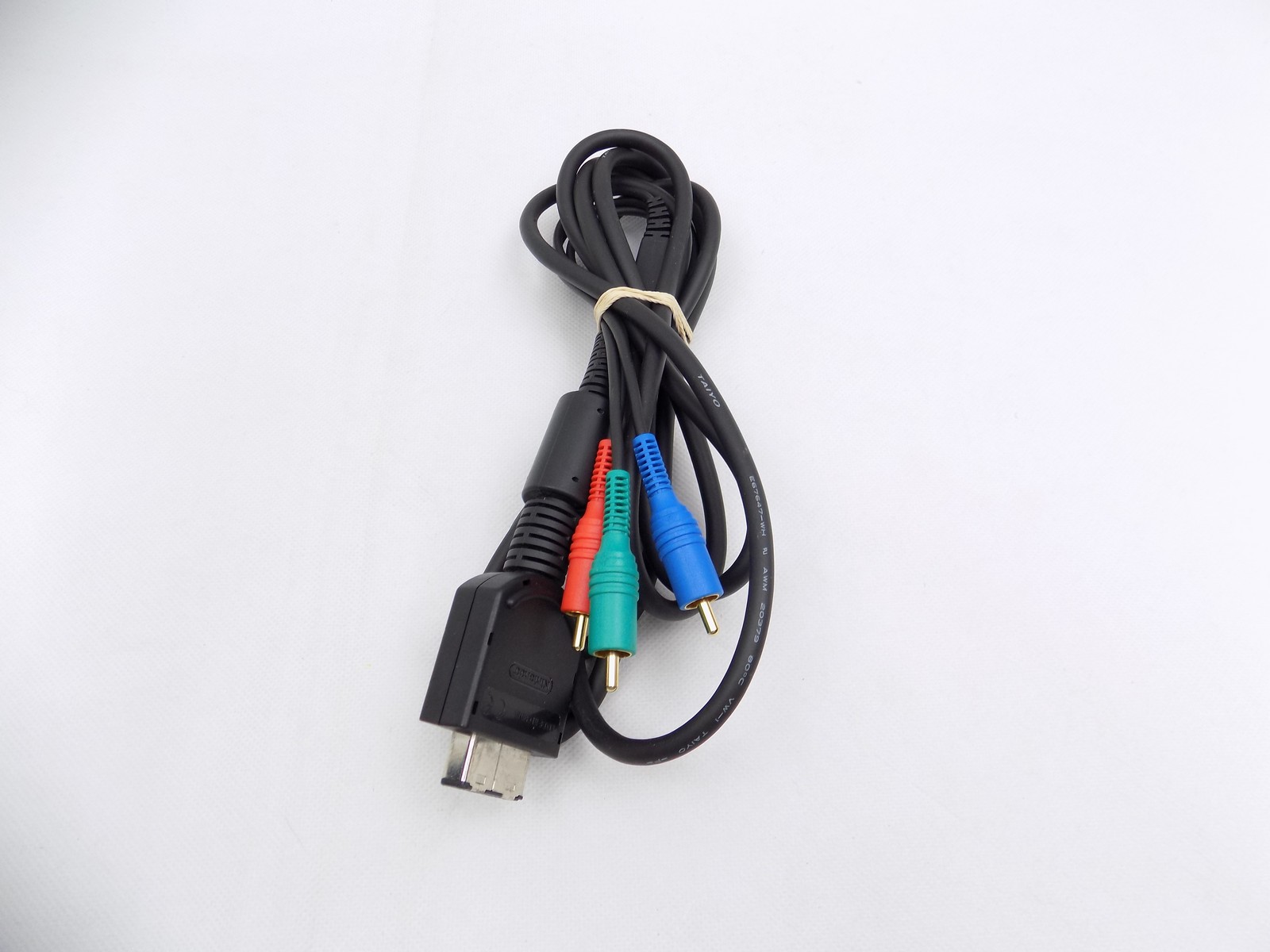 Official nintendo sale gamecube component cable