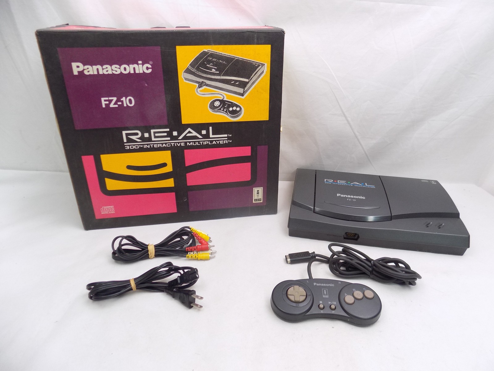 Boxed Panasonic FZ-10 REAL 3DO Interactive Multiplayer + Cable + Controller  Japan