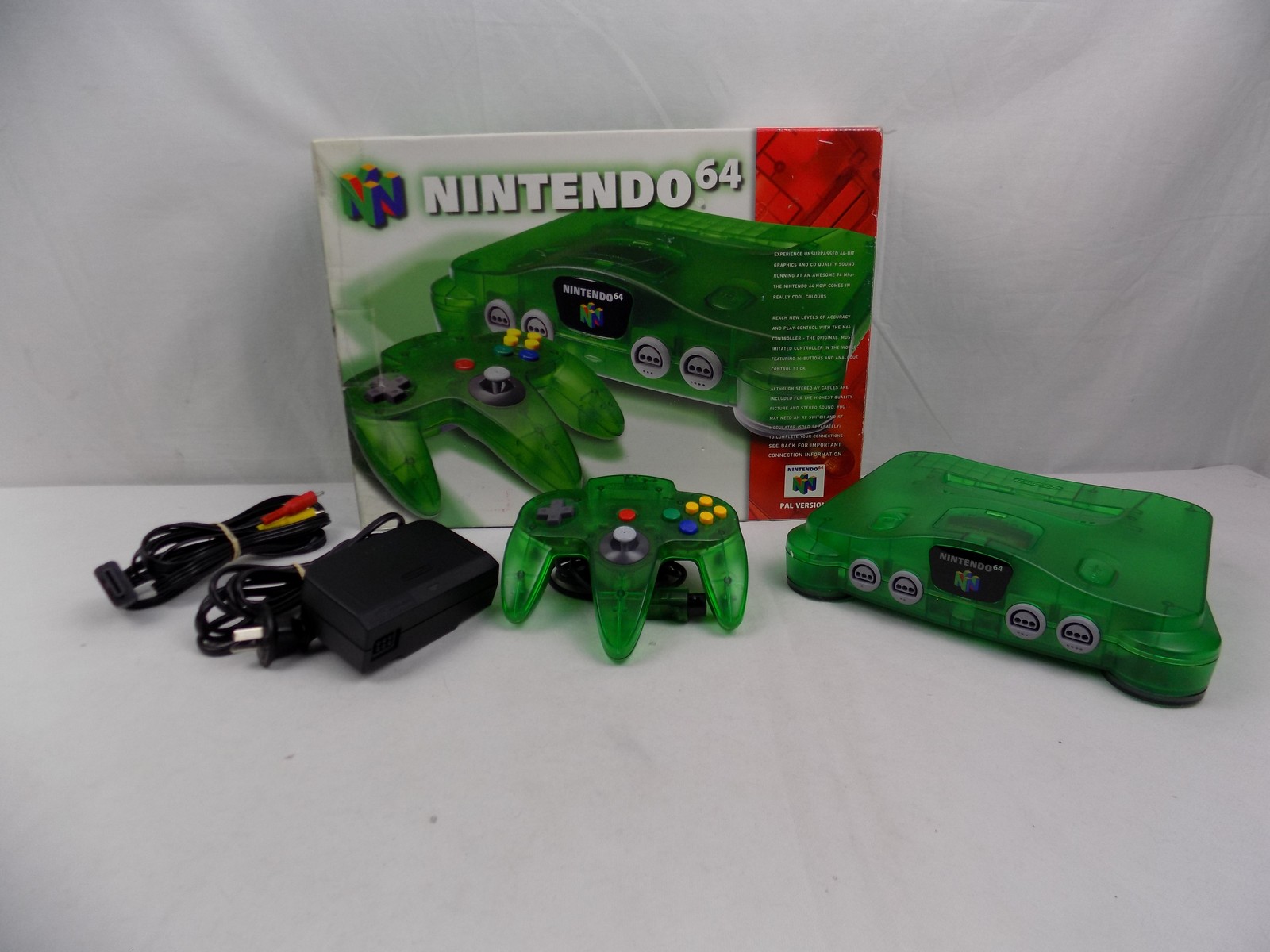 Nintendo 64 in Funtastic Jungle Green with high quality cables