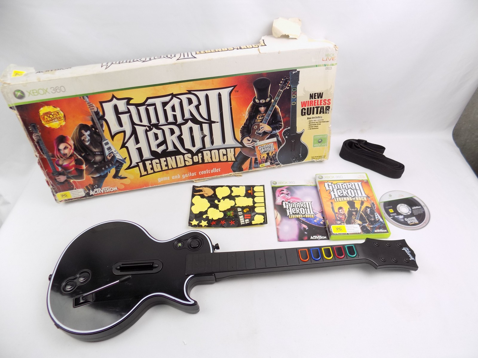 Like New Boxed Xbox 360 Guitar Hero III 3 Legends Of Rock Game and Guitar