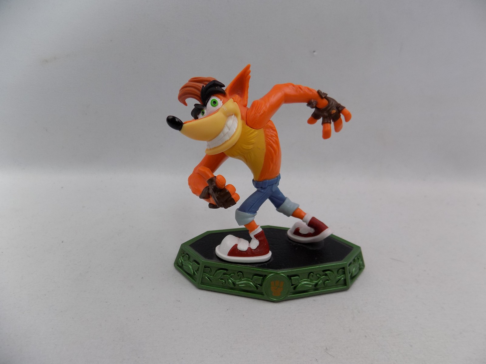 Skylanders Imaginators Crash Bandicoot Figure - Starboard Games