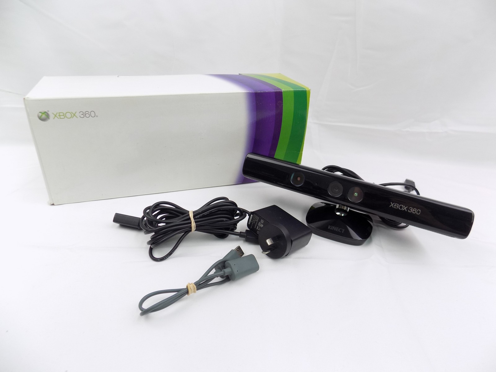 Boxed Xbox 360 Kinect Camera with Cables (Blank Box Version) – Tested,  Works! - Starboard Games