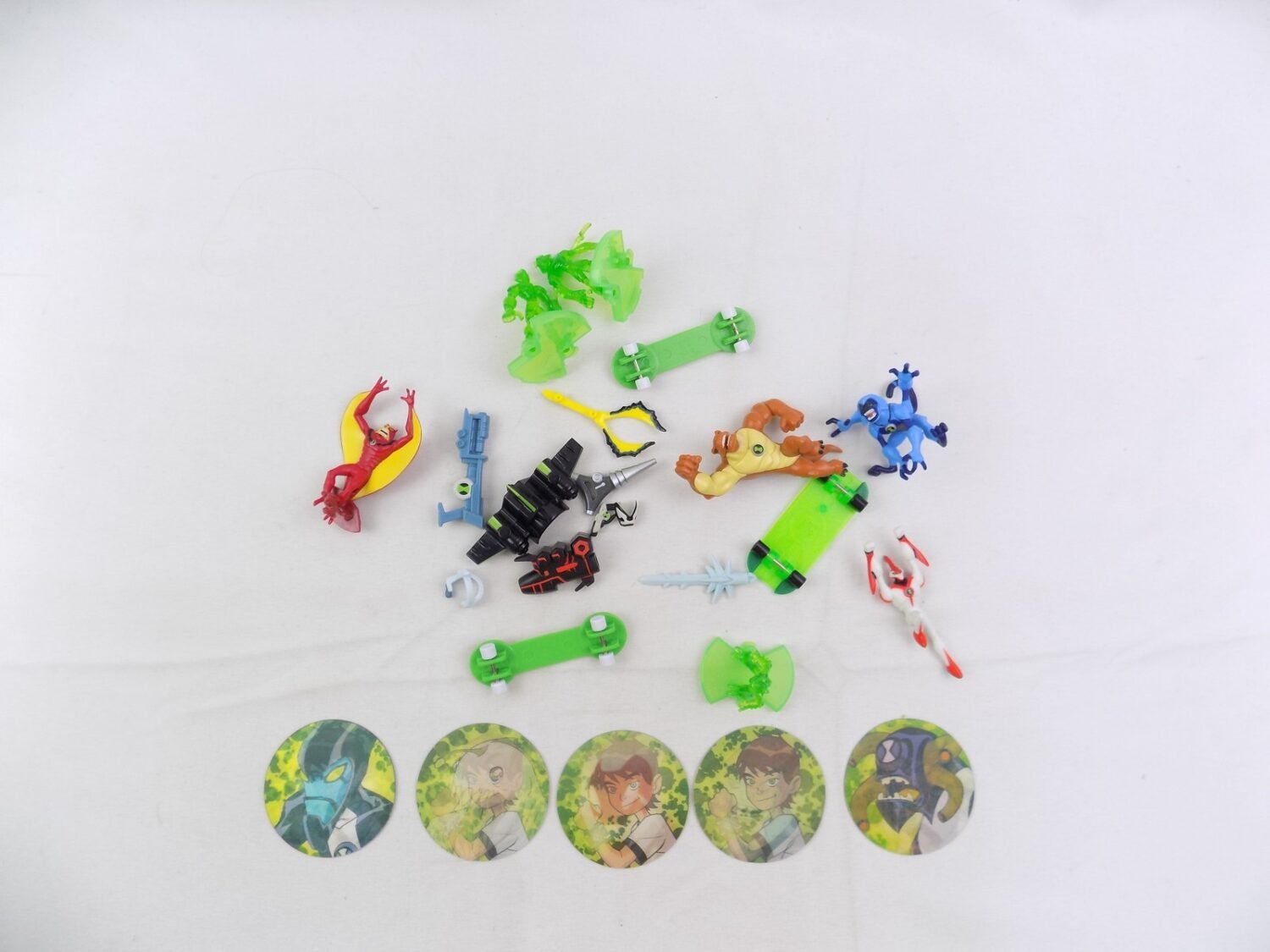 Like New Ben 10 Assorted Figures and Collectibles Bundle - Starboard Games