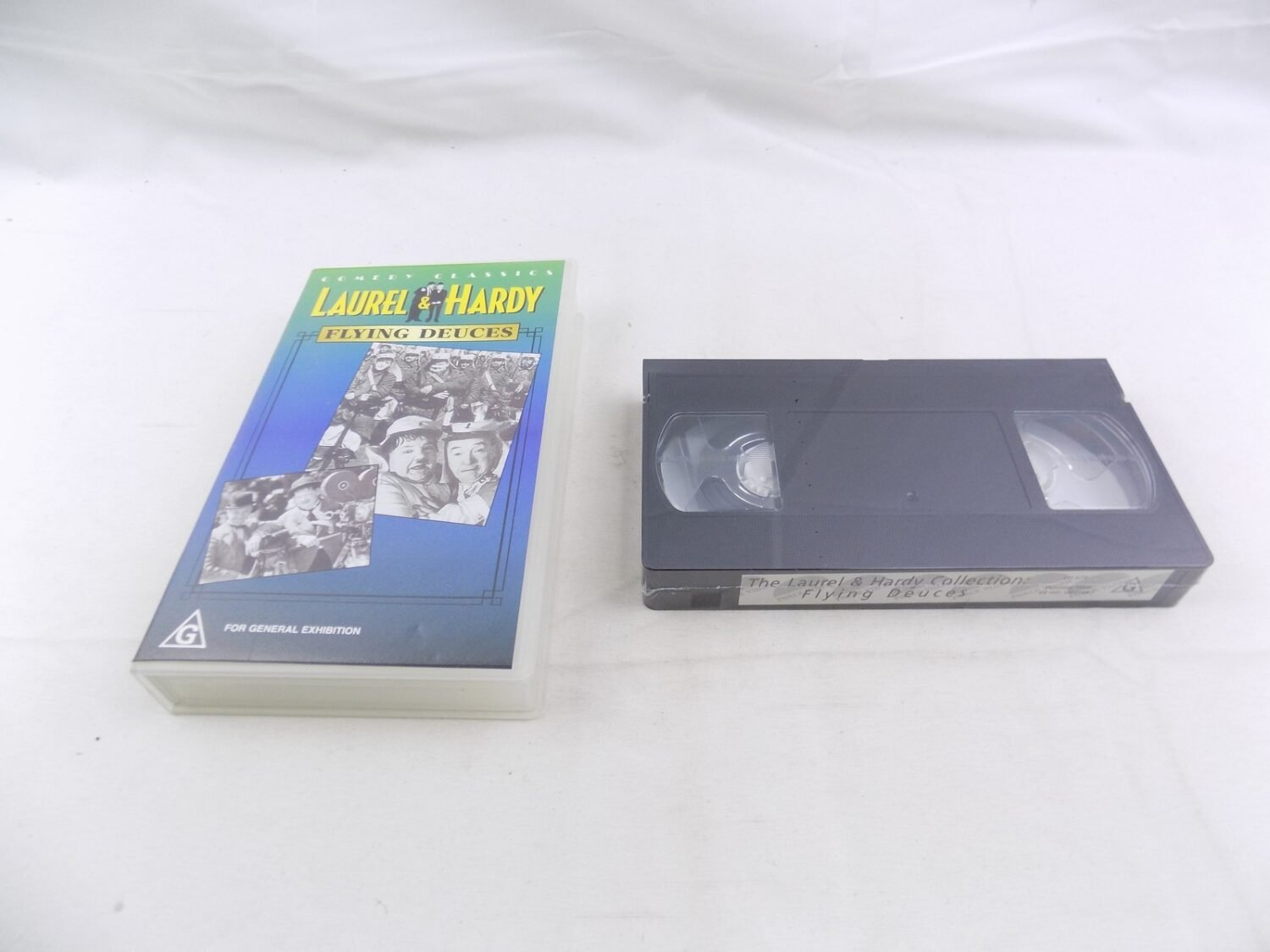 Like New Laurel & Hardy Flying Deuces VHS