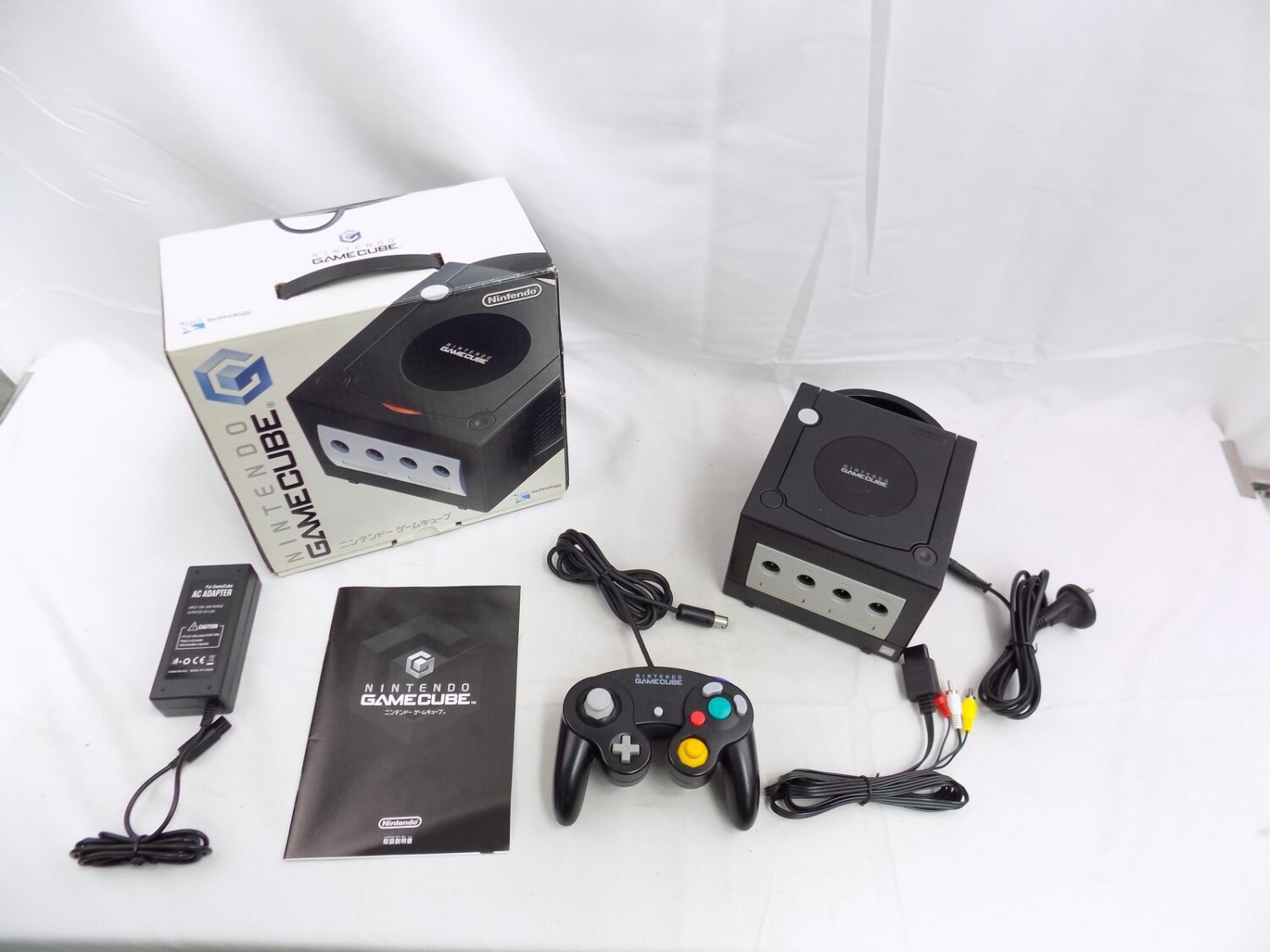 Nintendo outlets GameCube bundle black