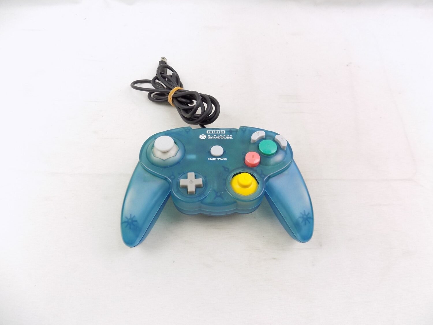 Nintendo Gamecube Hori Clear Blue Controller