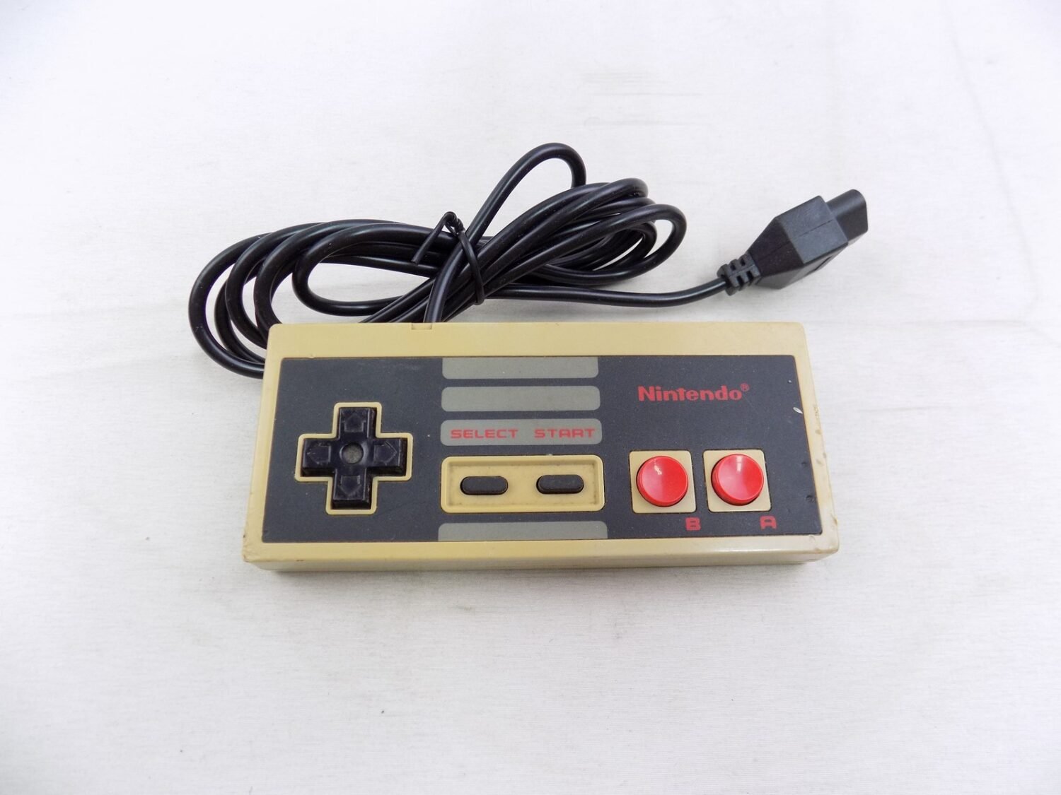 Genuine Original Nintendo Entertainment System Controller PAL (Grade B)