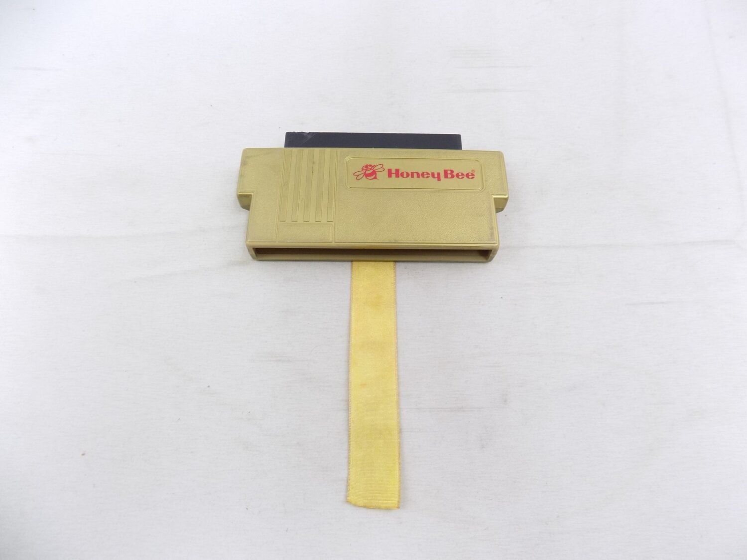 Like New HoneyBee Family Converter for NES to Famicom