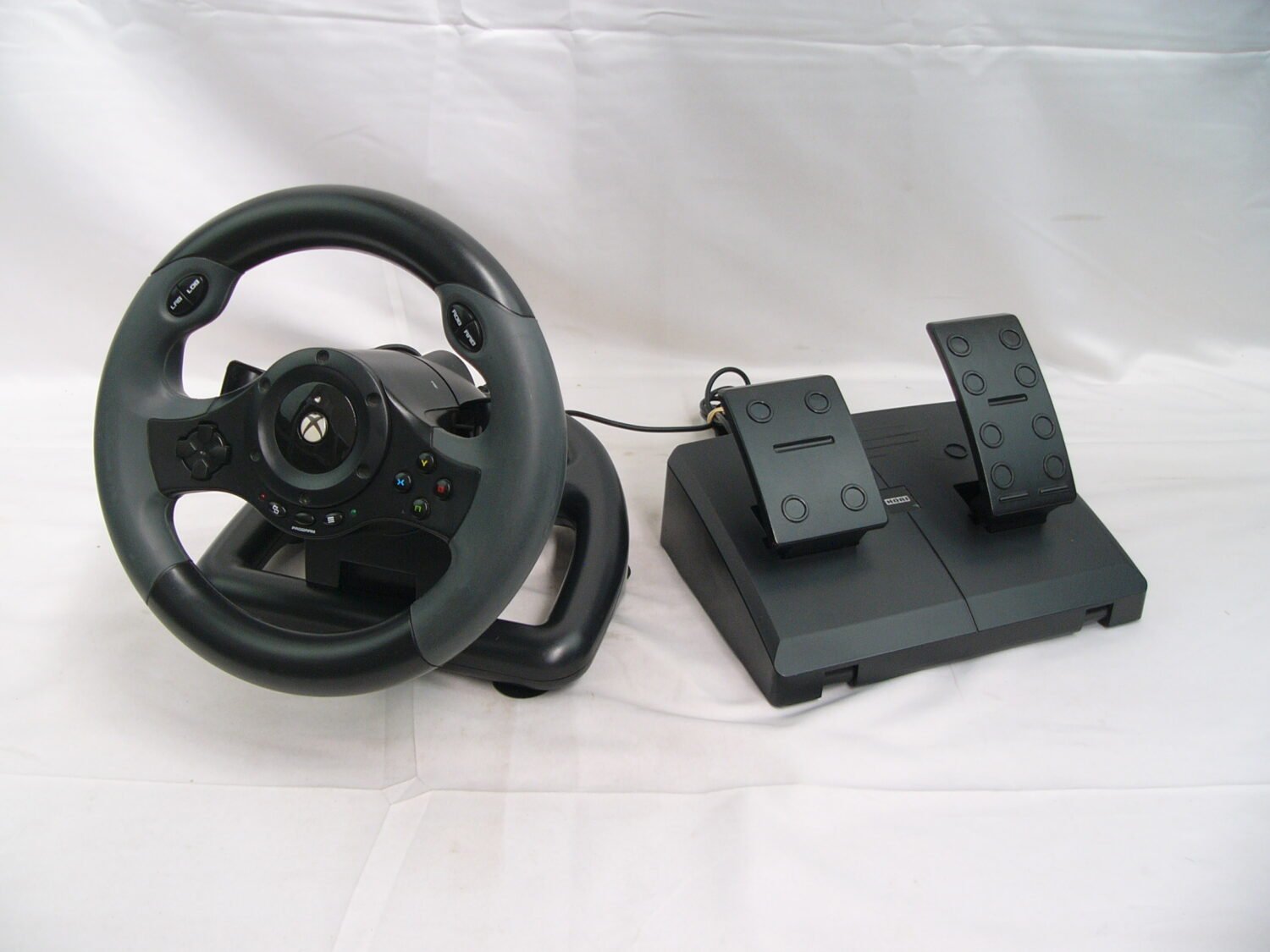 Xbox Hori Racing Wheel XBO-005U/E + Pedals