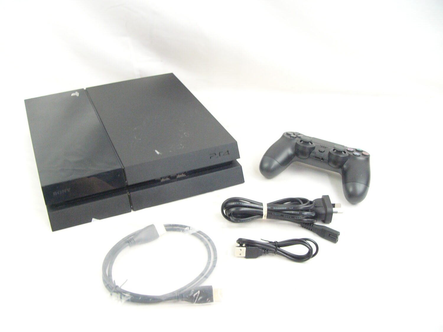 Playstation 4 Ps4 Console + Controller + Accessories