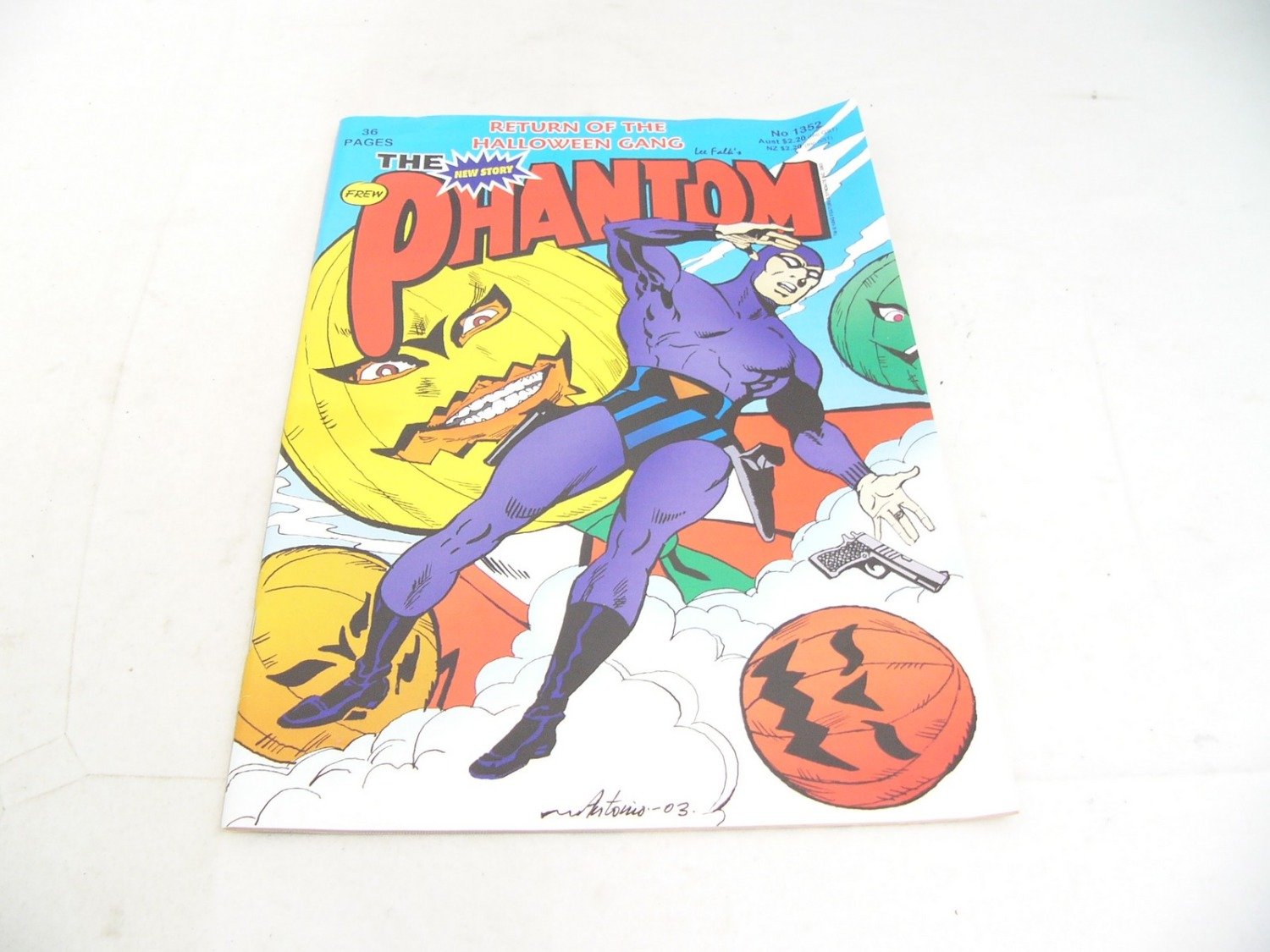 Like New The Phantom Issue 1352 Comic Book