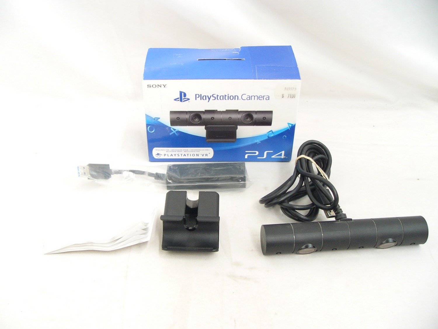 Boxed Like New Playstation 4 Ps4 Camera Motion Sensor PSVR Version 2