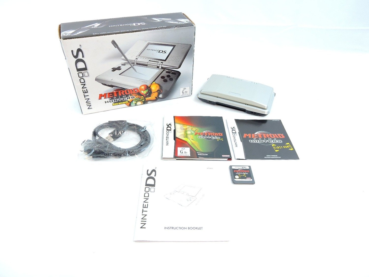 Boxed Like New Nintendo DS Metroid Prime Hunters First Hunt Edition with Charger