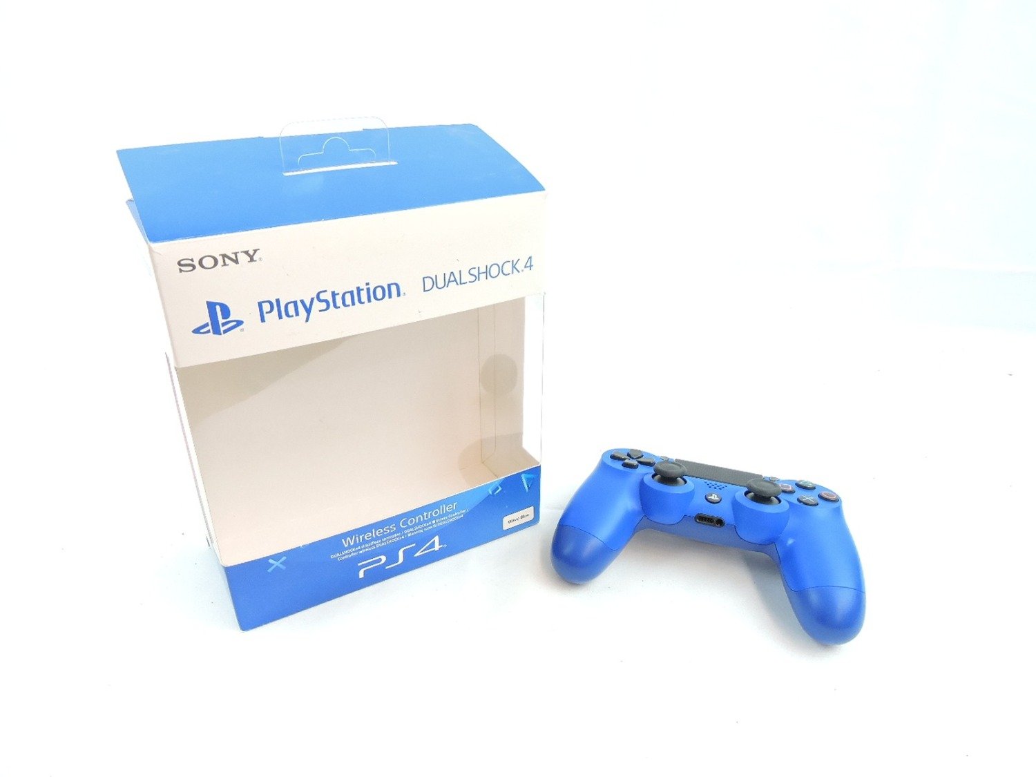 Boxed Like New Sony Playstation 4 Ps4 Dualshock 4 Blue Wireless Controller