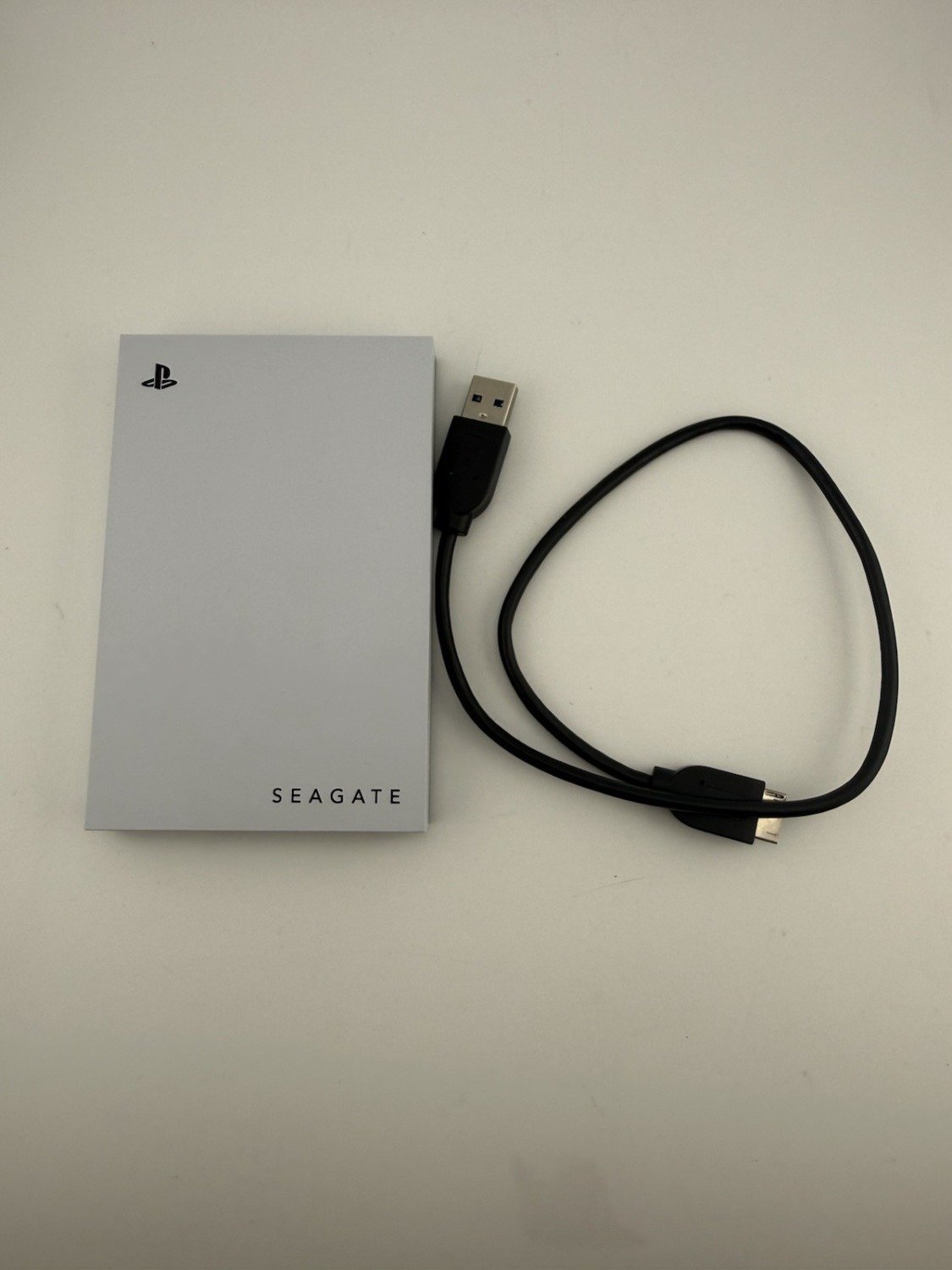 Playstation 4/5 Seagate Game Drive 2TB HHD External Hard Drive