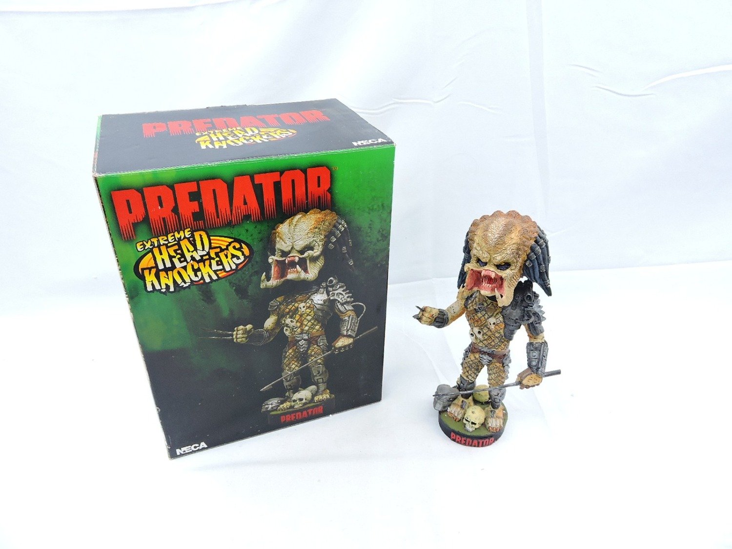 Boxed Like New NECA Extreme Head Knockers Jungle Hunter Predator Bobblehead (Imperfect)