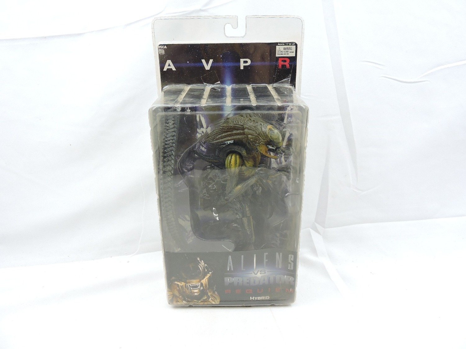 Boxed Like New NECA Aliens vs Predator Requiem Hybrid (Open Mouth) Action Figure