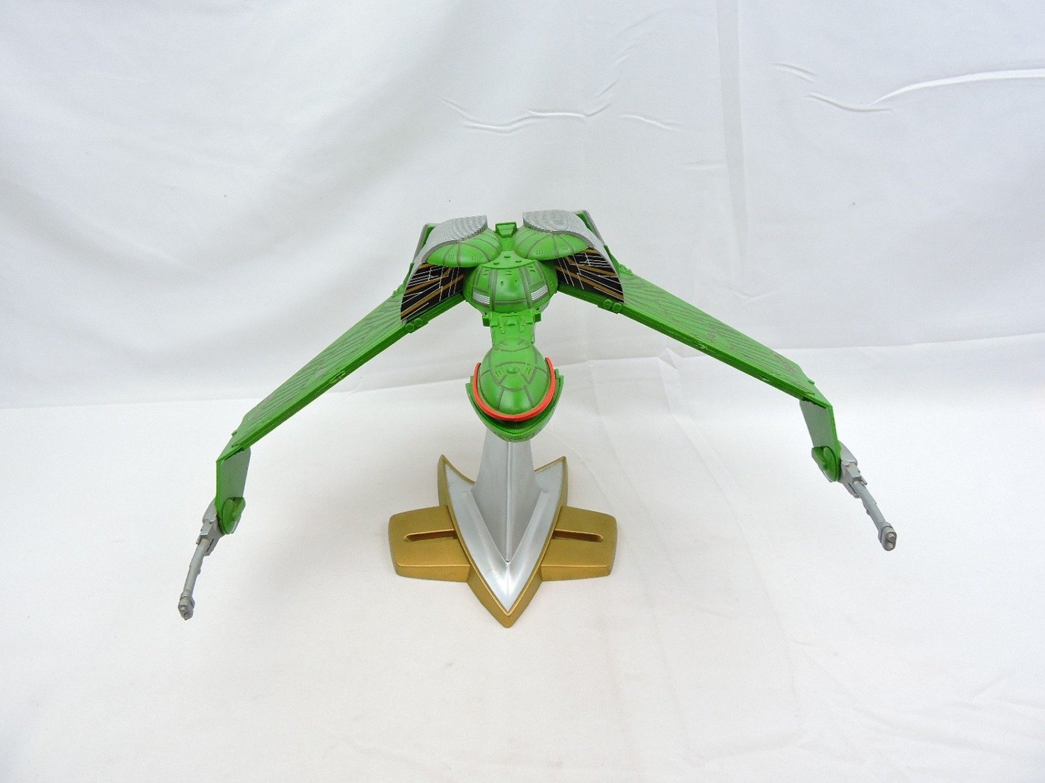 Like New Playmates 1994 Star Trek Generations Klingon Bird-of-Prey Collector's Edition Scale Replica Ship
