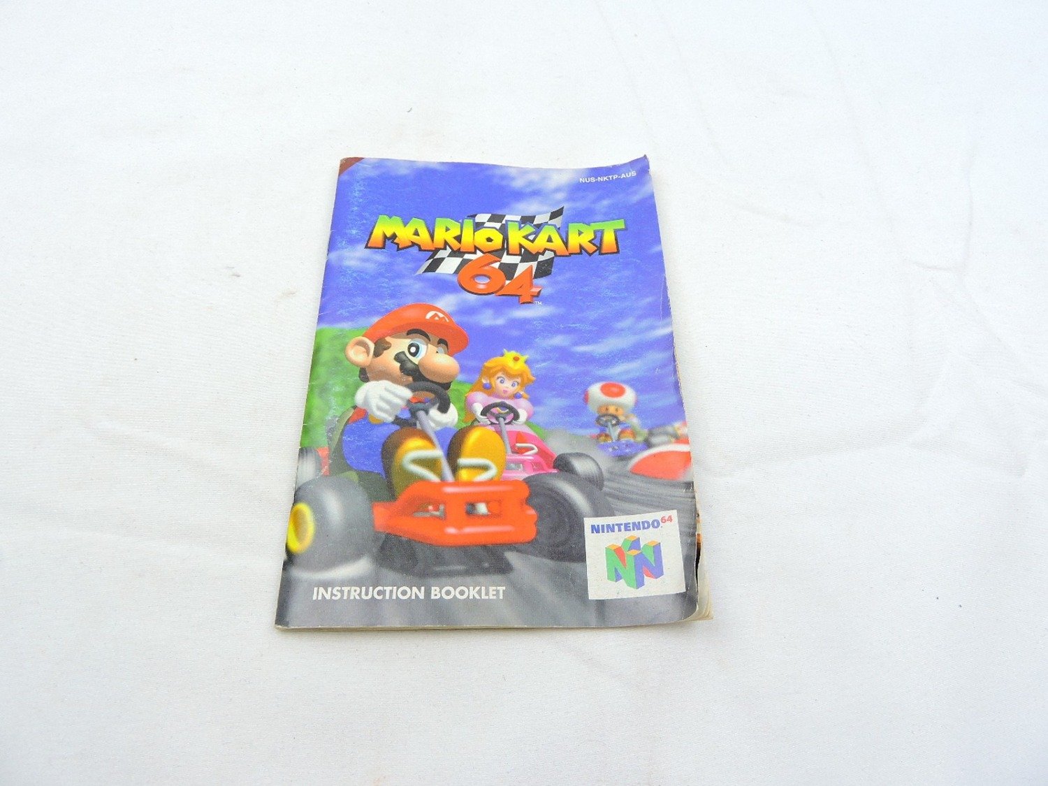 Like New Nintendo 64 Mario Kart 64 Instruction Manual Only /4
