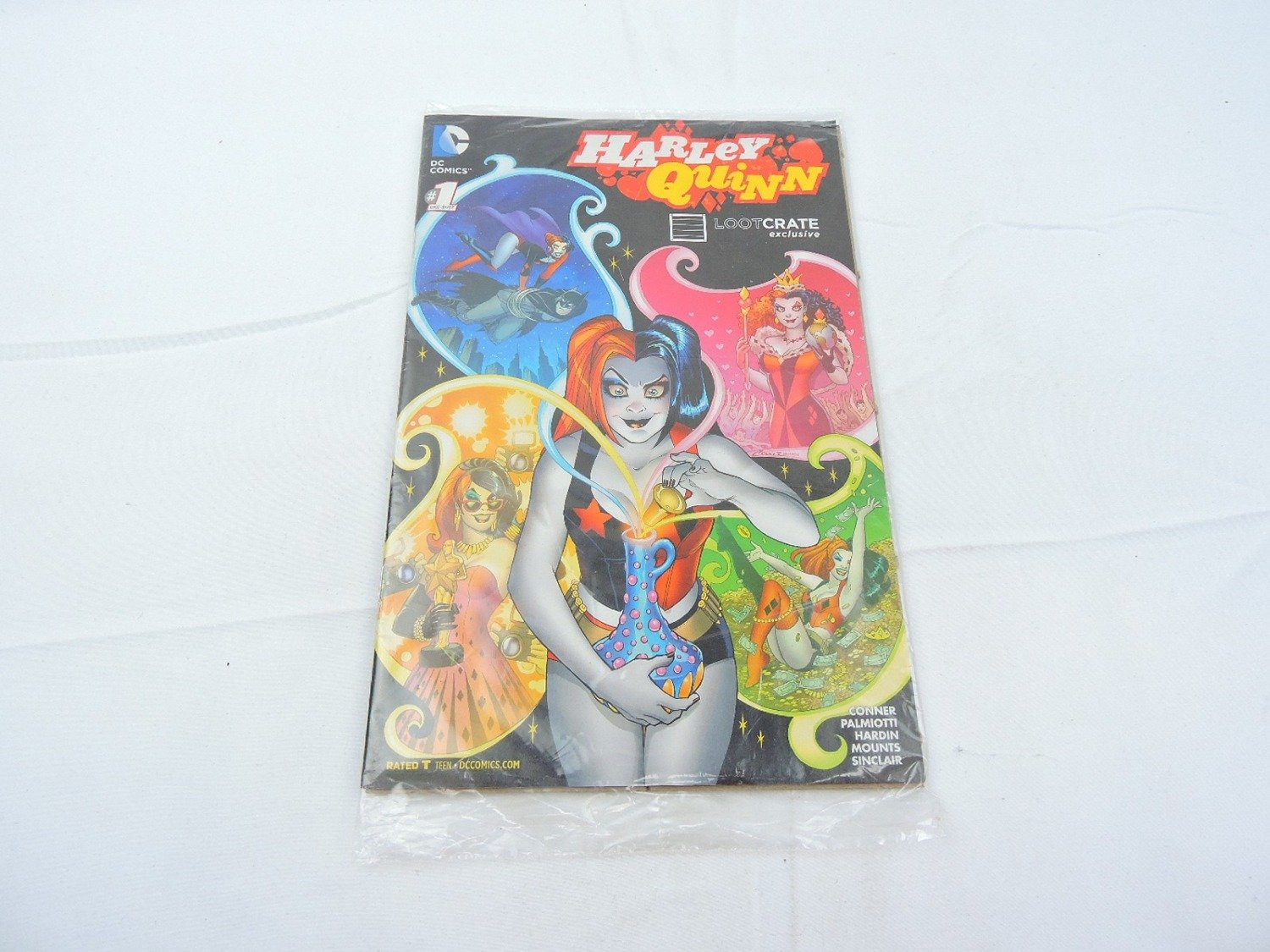 Brand New and Sealed DC Comics Harley Quinn Issue 1 Lootcrate Variant Comic Book