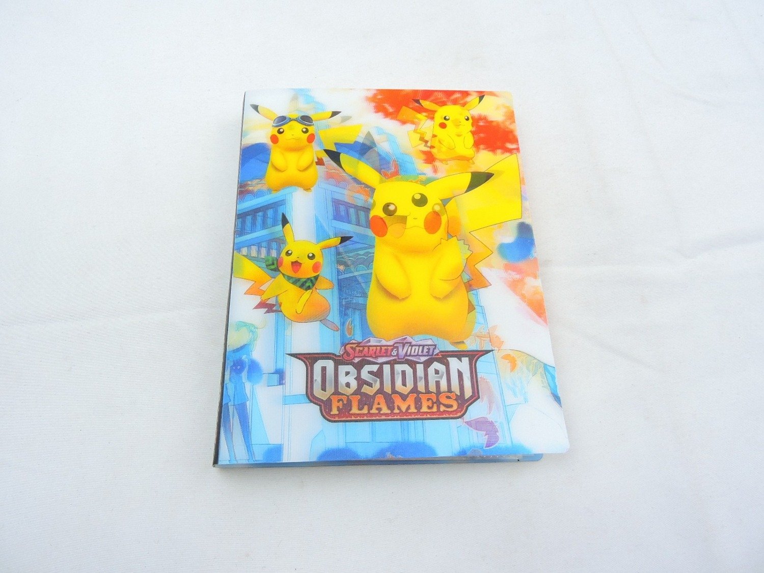 Like New Pokemon TCG Scarlet & Violet Obsidian Flames 4 Pocket Card Binder Portfolio