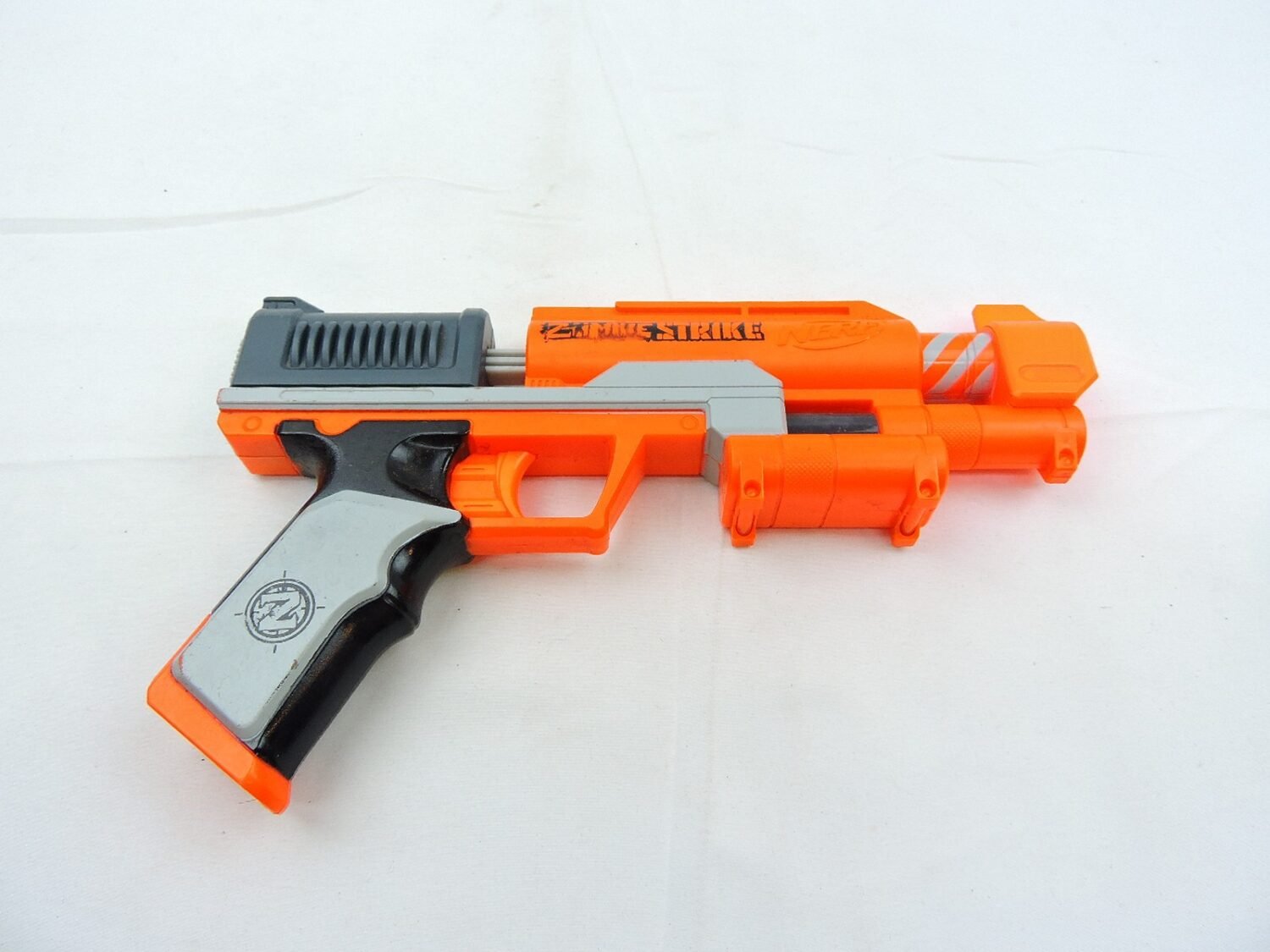 Like New Nerf Zombie Strike Clear Shot Dart Blaster