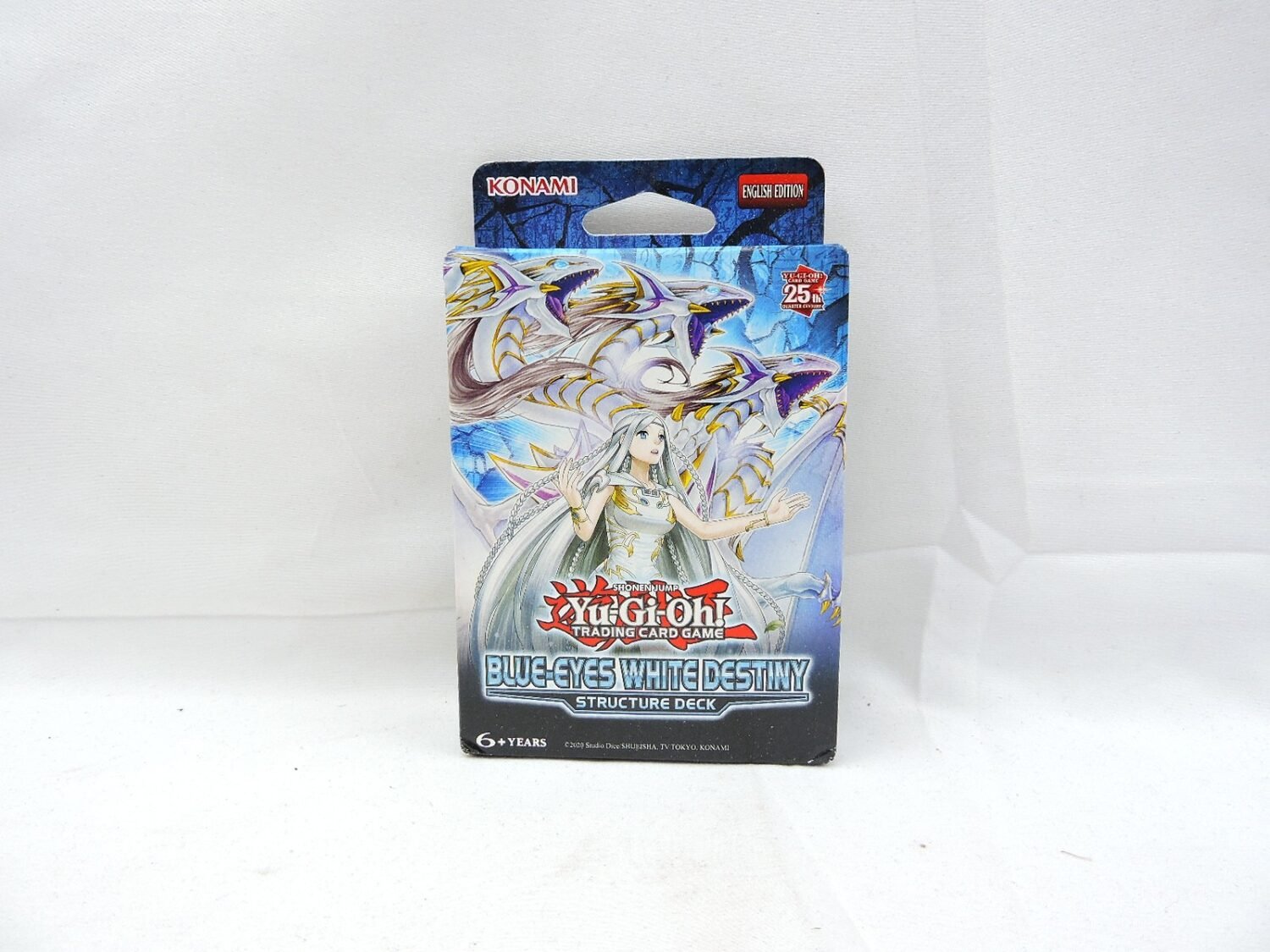 Brand New and Sealed Yu-Gi-Oh! TCG Blue-Eyes White Destiny Structure Deck /2