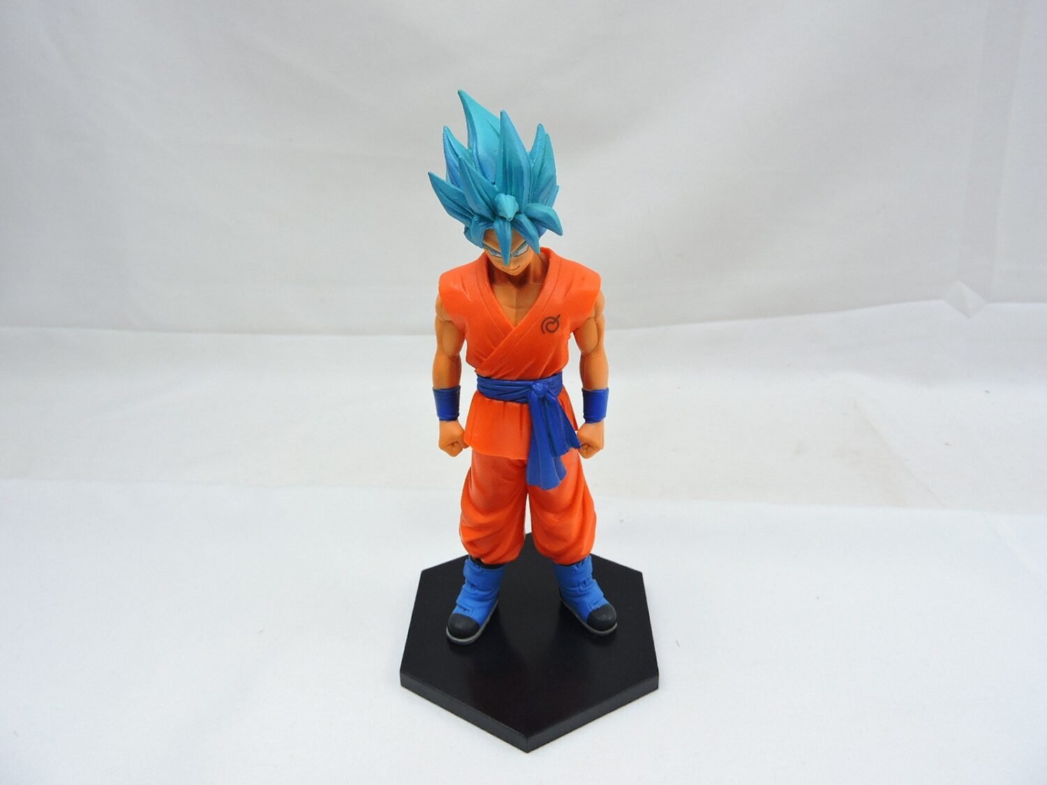 Like New Banpresto Dragon Ball Z Resurrection F DXF Super Saiyan Blue Son Goku Figure